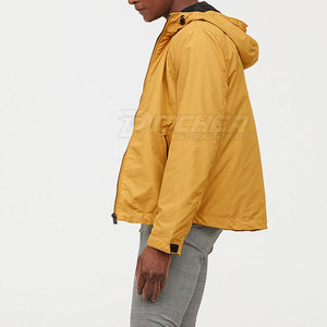 Chaqueta Cortavientos con Capucha de Invierno de Alta Calidad OEM, Ecológica, Resistente al Viento, Ligera, de Nailon/Poliéster, Informal, Personalizada para Hombre - Product Image 3