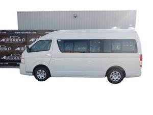 SUV Ultra-Lujo de 7 Plazas con Asientos de Tela R18, Motor Turbo de Gasolina de Más de 4L, Automático, Volante a la Izquierda, para Transporte de Pasajeros - Product Image 6