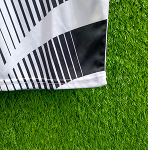 Camisetas de fútbol y fútbol de equipo personalizado en Blanco | Tallas para hombres y mujeres jóvenes | Ropa deportiva ligera de entrenamiento de secado rápido al por mayor - Product Image 4