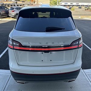 Lincoln Nautilus Reserve AWD 2021, transmission intégrale, moteur essence 2L I-4, boîte automatique, SUV/Crossover luxueux - Product Image 5