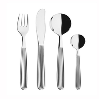 Ensemble d'argenterie élégante Finition de qualité supérieure Articles de cuisine pour la maison Couverts en acier de qualité alimentaire Ensemble de couverts pour le dîner à l'hôtel