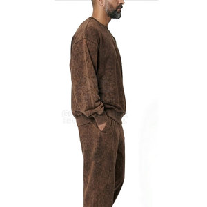 Conjunto Deportivo para Hombre con Lavado Ácido, Suave y Cómodo, Estilo Casual para Uso Diario y Moda Urbana Moderna - Product Image 5