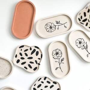 Multi Purpose <b>Ceramic</b> <b>Serving</b> <b>Platter</b> Tray Perfect For New Year Celebration With Snacks Desserts And Festive Foods - Product Image 6