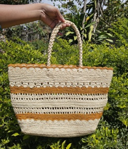 Bolso Tote Bohemio de Ganchillo para Mujer, Rayado, Calado, Bolso de Playa Ligero, Casual, con Dos Asas y Cierre Abierto - Product Image 1