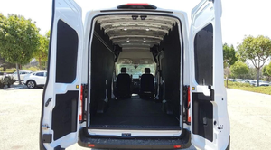 1FTBW3XM1SKA48499 2025 E-Transit 350 Furgoneta de Carga Eléctrica Ejecutiva - Product Image 3