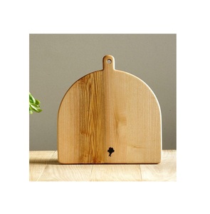 Tabla de cortar redonda de madera dura profesional Superficie duradera para uso diario en la cocina Perfecta para cortar carne, verduras y frutas - Product Image 2