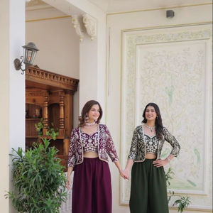 Traje indio de boda y fiesta, koti de georgette sintética con bordado de lentejuelas pesadas y choli con encaje bordado y palazzo. - Product Image 1