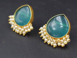 Pendientes de Latón de Moda, Fabricante y Proveedor de Pendientes de Moda, Pendientes Colgantes de Latón Chapado en Oro con Piedras - Product Image 3