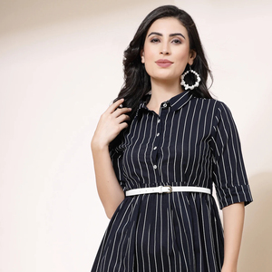 Nouvelle Collection – Robes Courtes en Coton Chic pour Femme – Été 2024 – Longueur Genou – Tenue Urbaine Sexy – Robe Élégante à Manches Longues avec Ceinture – Vente en Gros - Product Image 1