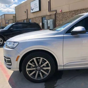 Vente de Q7 AWD 2.0T Turbo Premium Plus 4 portes SUV 2019, 40 miles, boîte automatique légère, ACC, carburant électrique, direction à gauche, cuir, R19 - Product Image 1