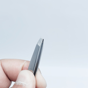 Prix usine Direct Acier Inoxydable Pince à sourcils personnalisée Pointe pointue de précision Léger Écologique Réutilisable KAAMIR - Product Image 5