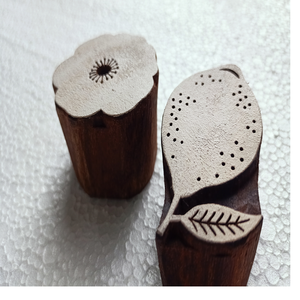 Blocs d'impression en bois sculptés à la main sur mesure en palissandre disponibles dans une large gamme de modèles à des fins de revente. - Product Image 1