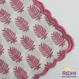 ผ้าเช็ดปากผ้าฝ้ายแท้ 100% สวยงาม ทำมือ พิมพ์ลายบล็อก สีชมพูอ่อน ปักลายใบไม้สีขาว คุณภาพสูง - Product Image 3