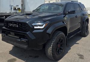 Nuevo Toyota 4Runner TRD PRO híbrido con transmisión automática SUV - Product Image 3