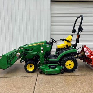 Tracteur tondeuse John Deere 1025R de qualité supérieure avec chargeur arrière / Mini-chargeur arrière 4x4 pour travaux de construction - Product Image 1