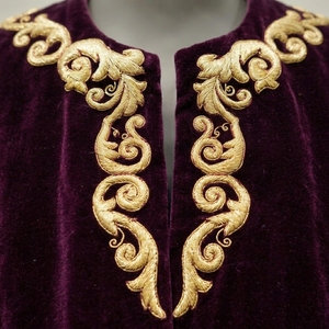 Túnica de terciopelo bordada a mano con hilo de oro, lujosa vestimenta clerical, abrigo ceremonial real para uso eclesiástico - Product Image 2