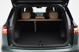 N2025 2026 SUV a Gasolina con Motor Turbo 2.0T, Sistema Inteligente de Tracción en las Cuatro Ruedas, Nuevo SUV Mediano en Venta - Product Image 4