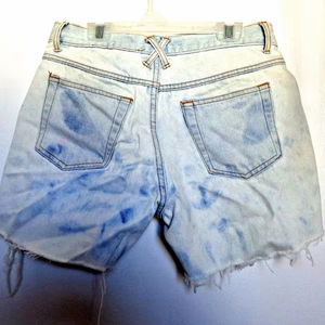 กางเกงยีนส์ขาสั้นทรงวินเทจ - Product Image 1