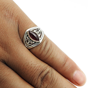 Fabuleux Look Naturel Grenat Gemstone 925 Sterling Silver Marquise Forme Anneau Bijoux Faits À La Main Pour Les Exportateurs De Fiançailles fournisseur - Product Image 3