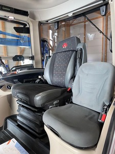 Tracteur agricole d'occasion de haute qualité 4x4 Massey Ferguson 8S.305 à vendre - Product Image 4