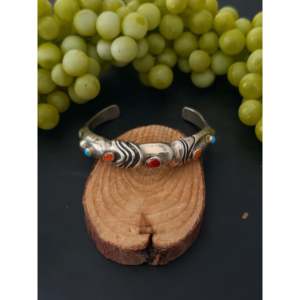 Bracelet de manchette Lorenzo James Fashion, design multi-pierres et argent sterling - Product Image 1