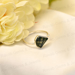 Superbe qualité de bague en agate mousse verte naturelle argent 925 sterling 10x10mm lunette à facettes réglage bague réglable pour les femmes fines - Product Image 4