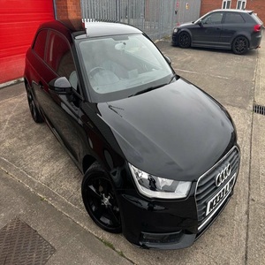 AUDI A1 2018 TFSI SPORT NAV HATCHBACK USADO LHD/RHD 1,0 - Product Image 1