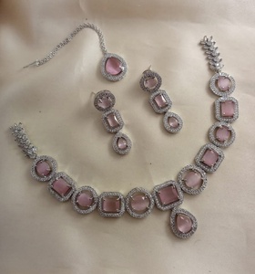 2025 nouvelles conceptions de bijoux artificiels plaqués or pour mariage indien/pakistanais et fiançailles vente de bijoux de fête pour femmes par AA Impex - Product Image 2