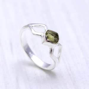 Anillo de plata de moldavita natural de Ley 925 elaborado con moldavita áspera para beneficios curativos para bodas - Product Image 4
