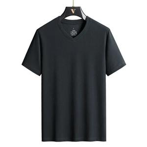 T-shirt pour homme à manches courtes en coton 100% à col en V, coupe classique, taille plus, été, fin, respirant, uni, haut formel - Product Image 1