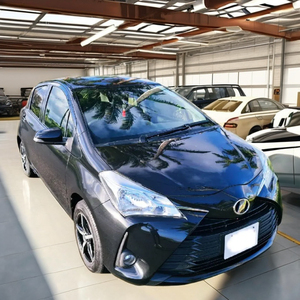 Compre Toyotaa Yaris modelo 2024 | Coche pequeño elegante y fiable | Perfecto para viajes urbanos | LHD/RHD disponible - Product Image 5