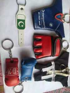 Logo et porte-clés en PVC et patchs brodés pour toutes les occasions Patchs tissés et en caoutchouc personnalisés, durables et élégants - Product Image 3