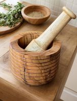 Fabrication OEM de mortier et pilon en bois lourd, adapté pour écraser les épices dures et créer des pâtes lisses pour des plats authentiques