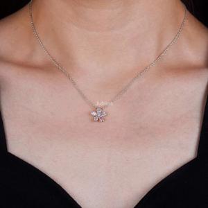 จี้เพชรสำหรับการปลูกในห้องปฏิบัติการ14K สีขาวทอง IGI ได้รับการรับรองจากแล็บสีชมพูการตัดลูกแพร์เพื่อความชัดเจน VS1สำหรับเครื่องประดับ - Product Image 4