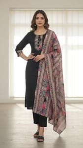 Rayonne flammée Kurti pantalon Dupatta ensemble pour tenue décontractée et de fête Style moderne tissu doux coupe confortable gamme économique toutes les saisons - Product Image 2