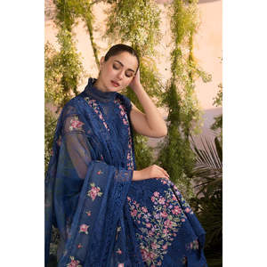 ชุดสูทผู้หญิง Sobia Nazir Luxury Lawn'25 รุ่น D4A-TC-1162 - Product Image 5