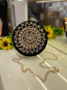 กระเป๋าคลัทช์ลูกปัดทำมือที่สง่างามสำหรับผู้หญิงเหมาะสำหรับงานแต่งงานและงานพิเศษ - Product Image 2