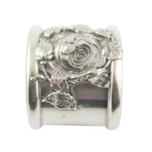 Anneaux de serviette en métal pour la décoration de table de fête avec motif en relief, en aluminium durable, écologiques, style moderne - Product Image 2