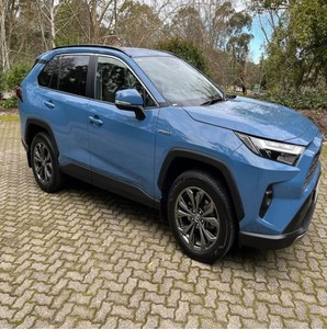 Toyota R A V 4 Comfort 4x4 SUV automatique Qualité supérieure - Product Image 3