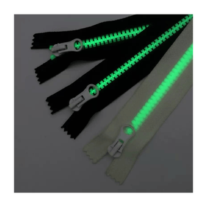 Glow Dark Series Fermetures à glissière étanches Verrouillage automatique Curseur haute visibilité pour équipement de sécurité Vêtements d'extérieur Utilisation nocturne PVC durable - Product Image 5