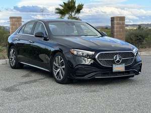 Mercedes-Benz Clase E E 350 4MATIC AWD Plus 2025 Usado en Buen Estado, Sin Accidentes, Volante a la Izquierda/Derecha - Product Image 4