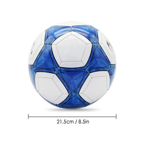 Ballon de football de haute qualité, durable, taille 5, cousu, écologique, avec vessie en butyle, haute rétention d'air, meilleur ballon de football en vente - Product Image 4