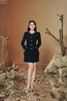 Ensemble chemise à manches longues en tweed pour femmes Jupe longue jusqu'aux genoux Formelle 4 saisons Mélange de polyester OEM ODM Vietnam