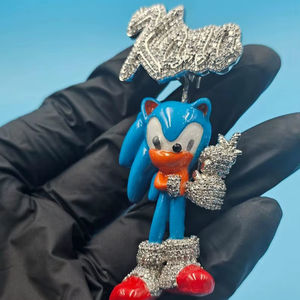 จี้เพชรโมอิสซาไนต์ทรงกลมแบบกำหนดเองลายการ์ตูนเคลือบเงา สไตล์ฮิปฮอป เงินแท้ 925 ขายส่งเครื่องประดับจี้และชาร์มคุณภาพ - Product Image 1