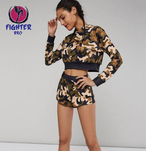 Ensemble short de survêtement Jogging survêtement pour hommes femmes sweat personnalisé unisexe col rond pull à capuche - Product Image 4