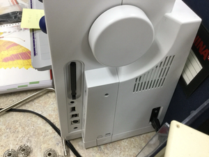 Máquina de Coser y Bordar Bernina A-r-t-i-s-t-a 730 Sin B-S-R ¡Compra Ahora! - Product Image 5