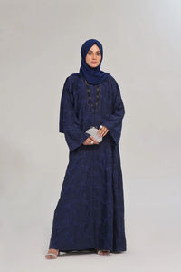Abaya décontractée légère anti-rides pour femmes musulmanes - Nouvelle mode à succès fabriquée au Pakistan, personnalisable pour une utilisation en extérieur - Product Image 4