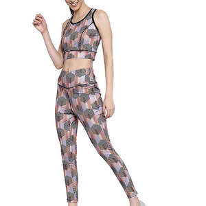Créez votre propre ensemble de yoga pour femmes, vêtements de sport pour femmes, ensemble de yoga pour femmes, nouveau style, ensemble de yoga pour femmes en vente - Product Image 3