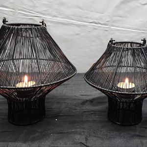 Candelabros clásicos de latón negro y blanco hechos a mano en forma de cono, decoración navideña para el hogar, linternas y tarros - Product Image 1