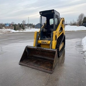 Chargeuse sur chenilles Gehl RT210 d'occasion, moteur Yanmar, modèle 2023, capacité de charge nominale de 500 tonnes pour la construction - Product Image 6